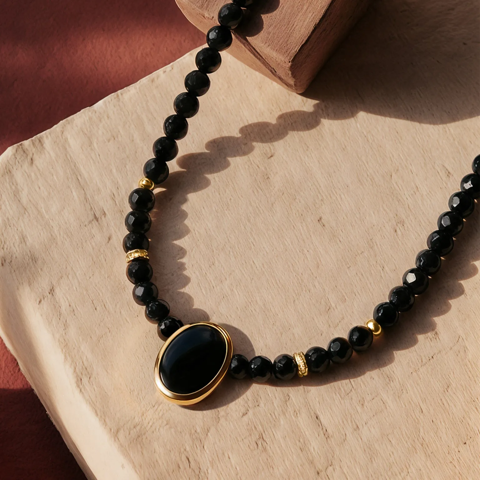 Enfolded & Heroine & Widelink Necklaces